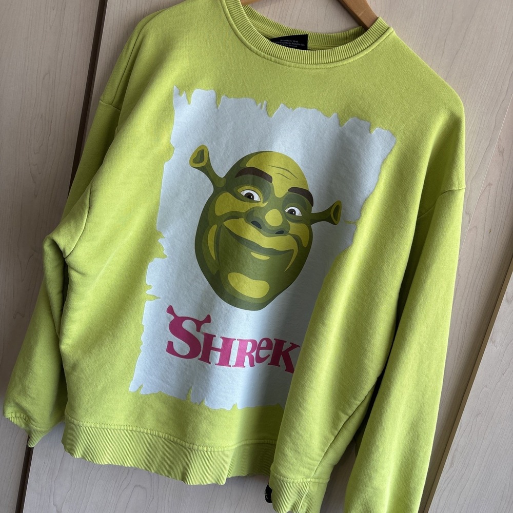 Dream Works Shrek Sweatshirt Mens XS‎ Graphic Print Crew Neck Over Sized Fit